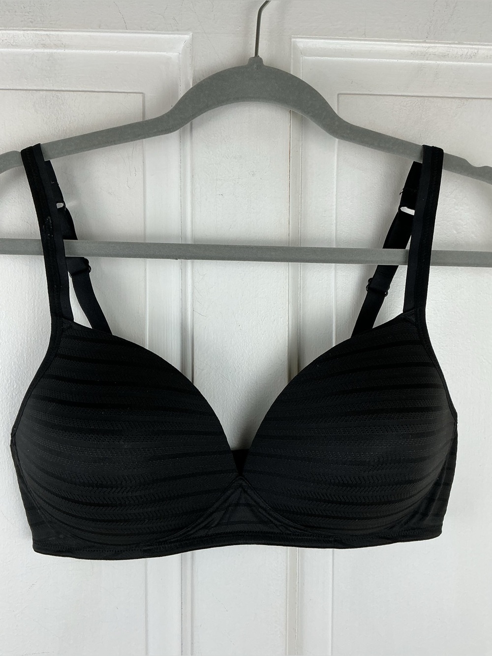 Warners Black Wirefree Bra Lift Push Up size 38 C